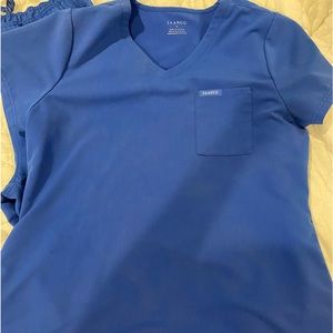 Jaanuu scrubs size large